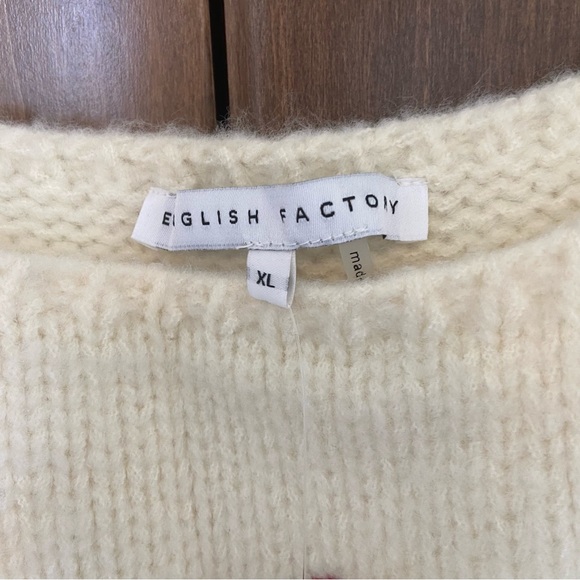 BNWT English Factory Womens Floral Embroidered Knit Sweater Tank Top Size XL - Picture 10 of 12